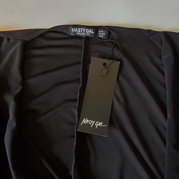 Nasty Gal Black V-Neck Bodysuit Sz 8 - Picture 4 of 12